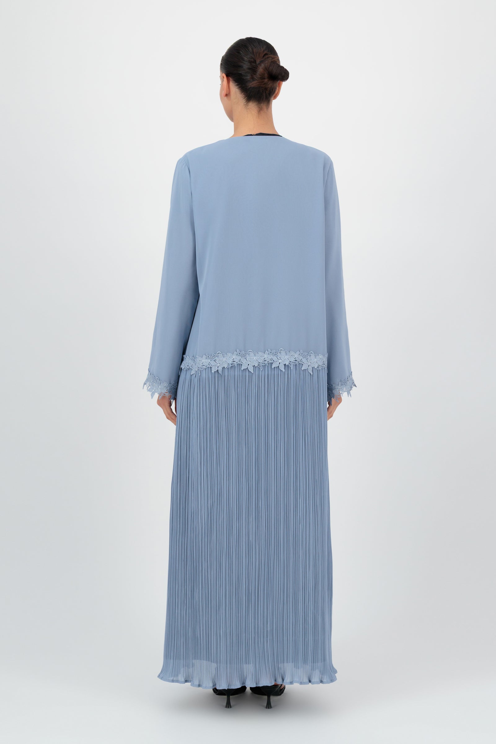 Floral Trim Pleated Abaya - Sama