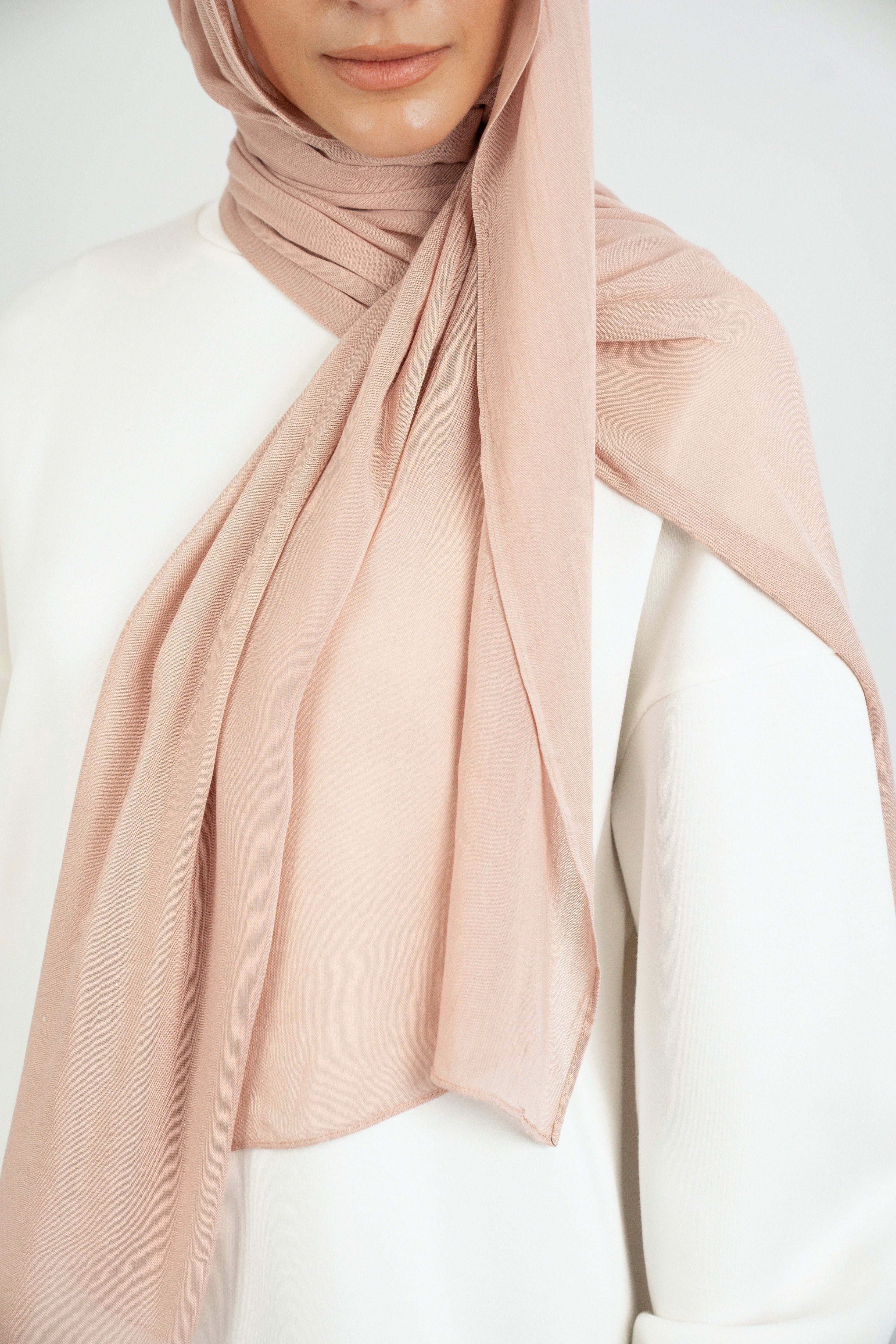 Colour: Seashell. A shoulder view of a Matching Butter Modal Hijab Set.