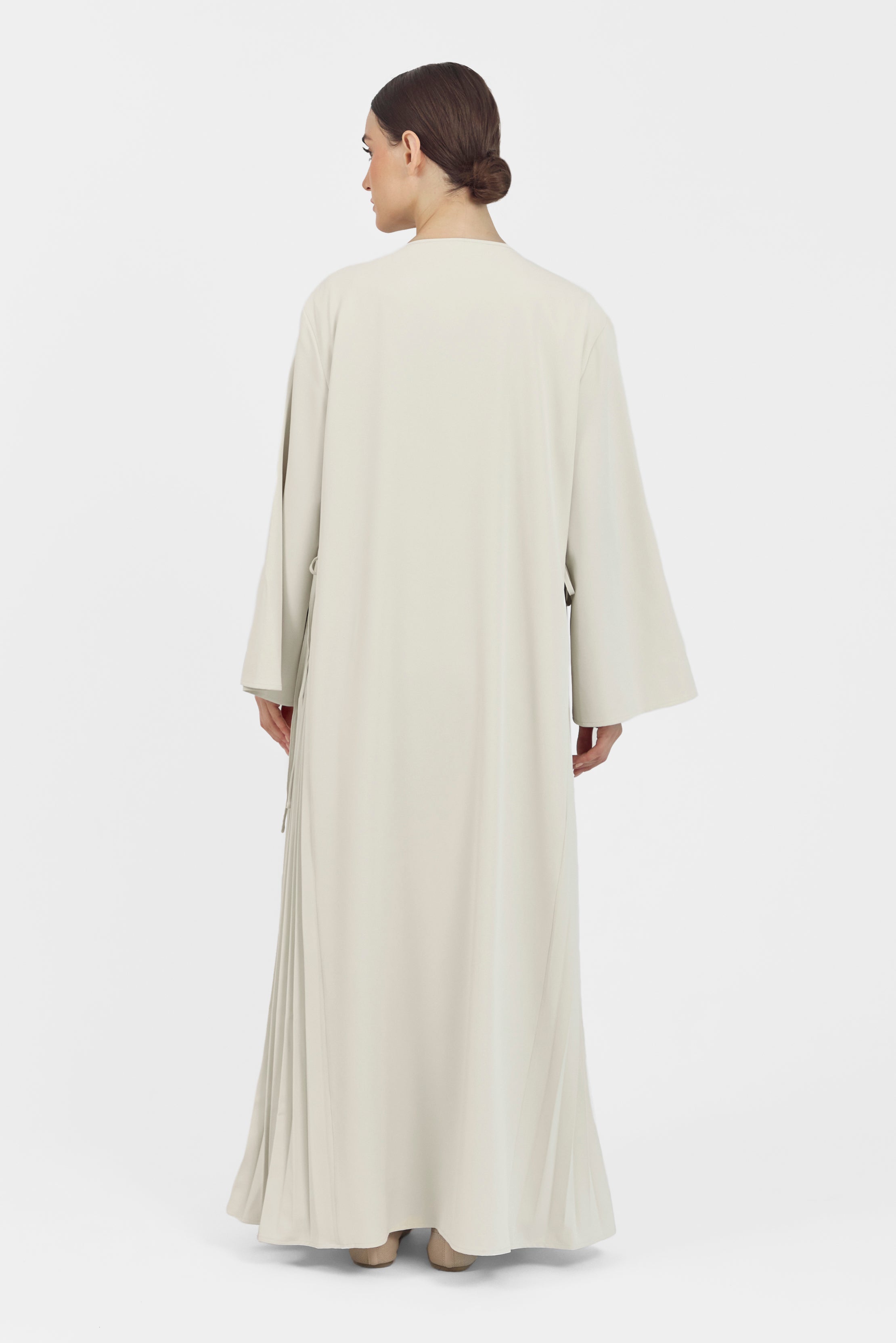 Pleated Detail Abaya - Cream