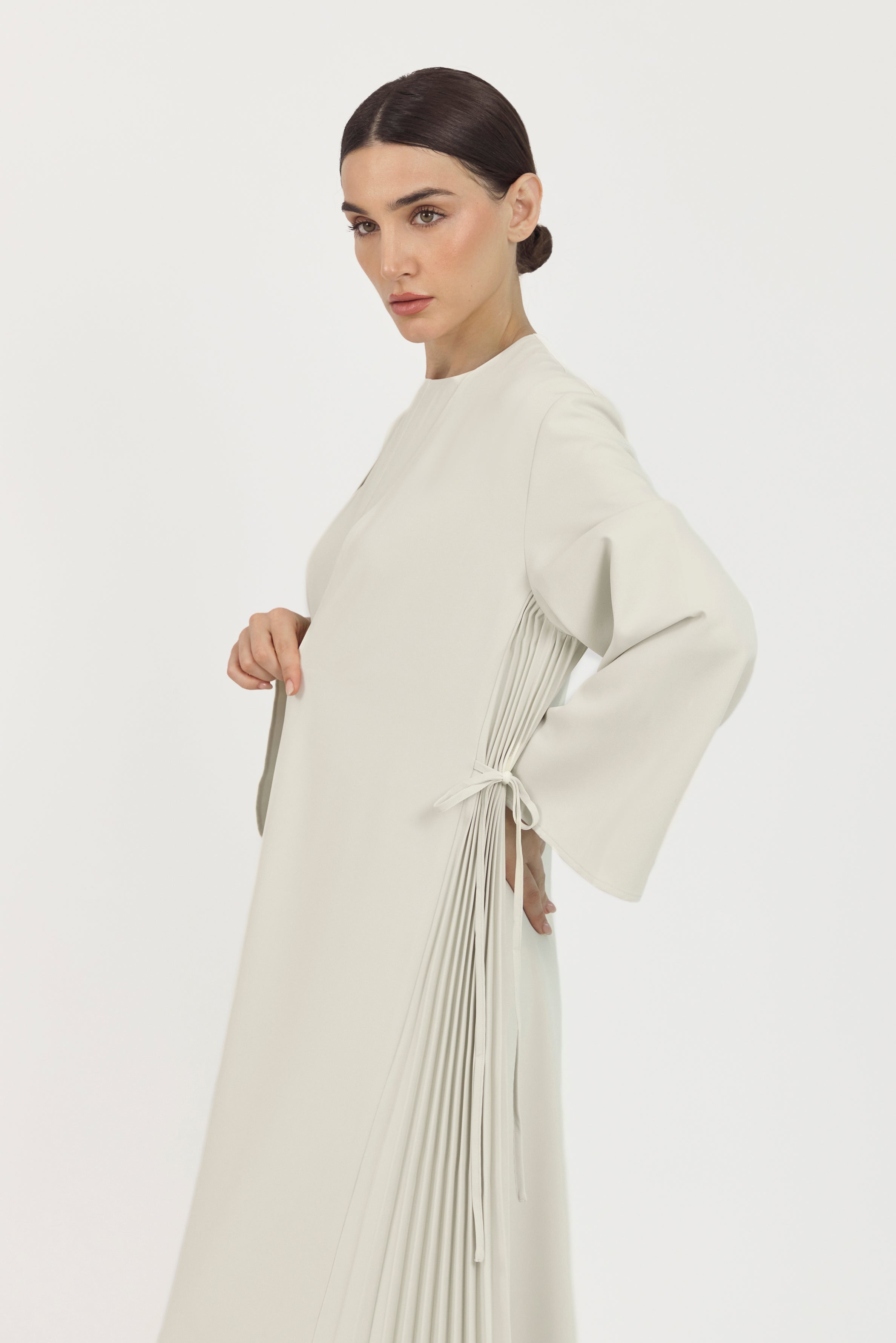 Pleated Detail Abaya - Cream