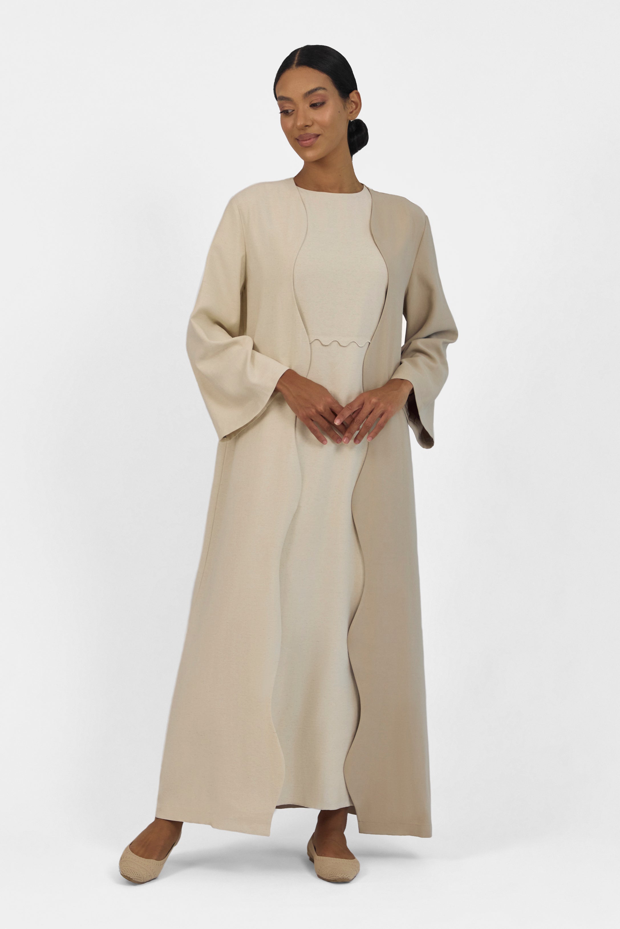Two-Tone Wavy Abaya