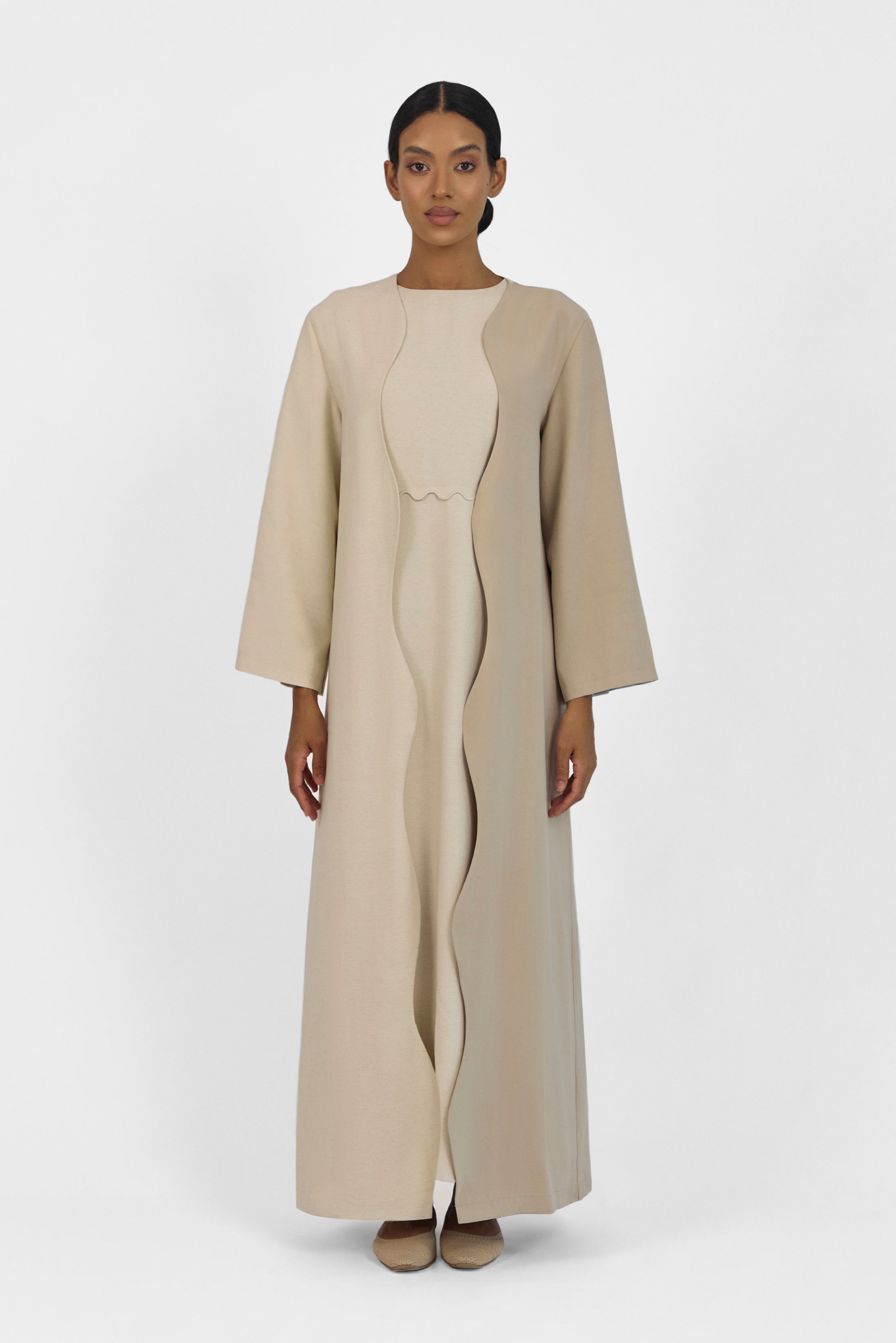 Two-Tone Wavy Abaya