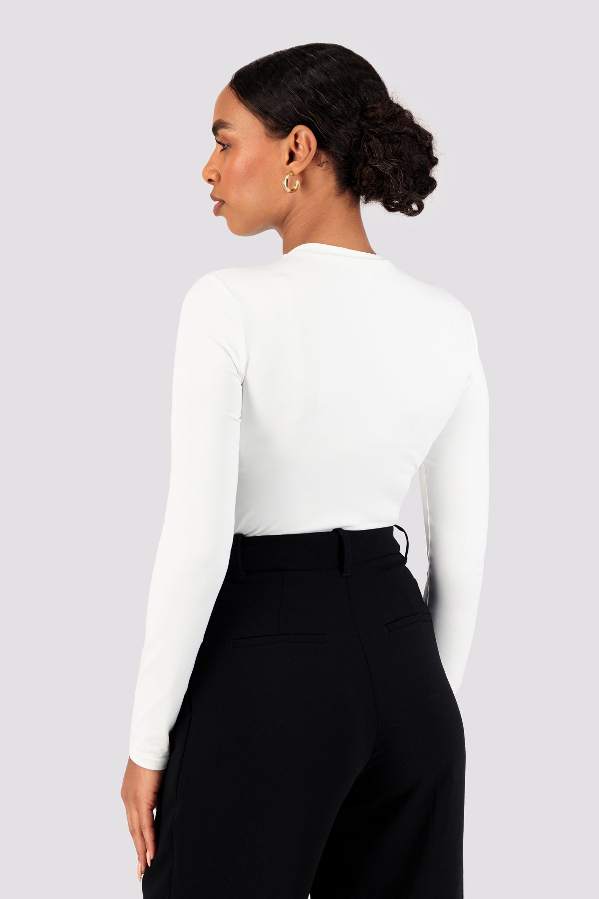 US - Sculpt Long Sleeve Layer - White