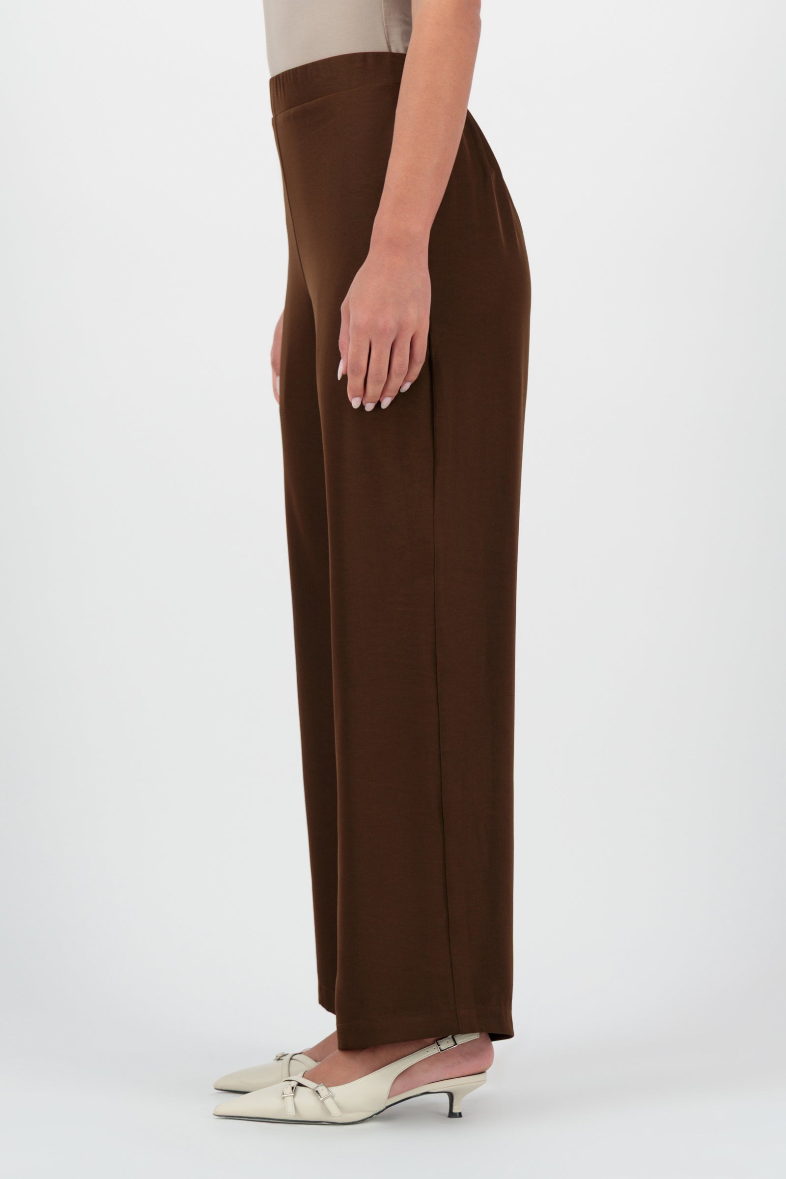 Straight Leg Trousers - Kastana