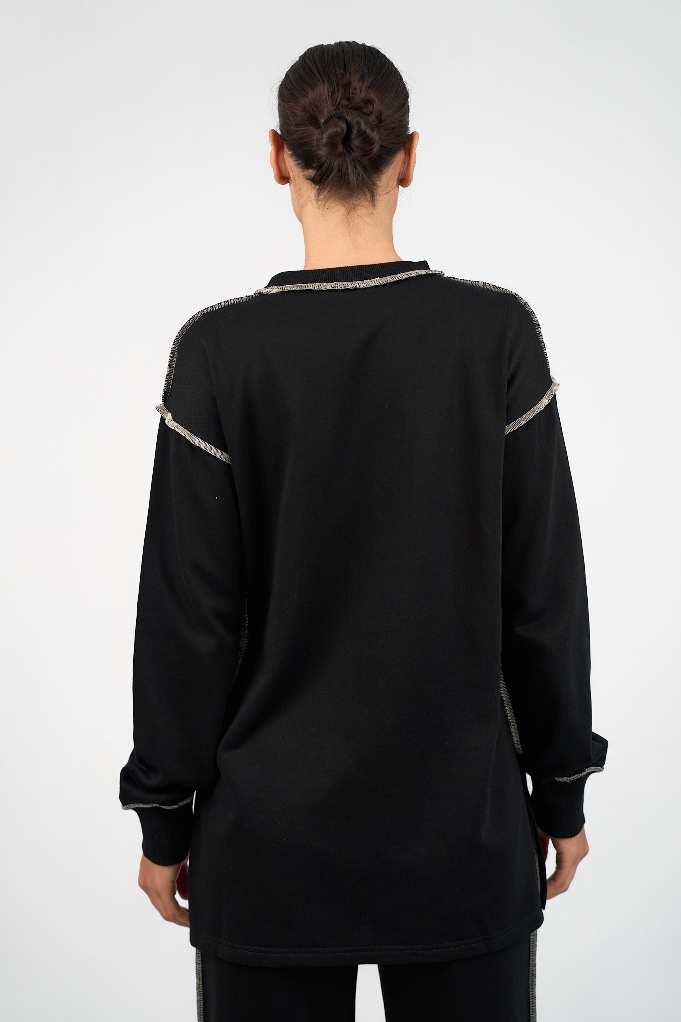 Contrast Stitch Sweatshirt - Black