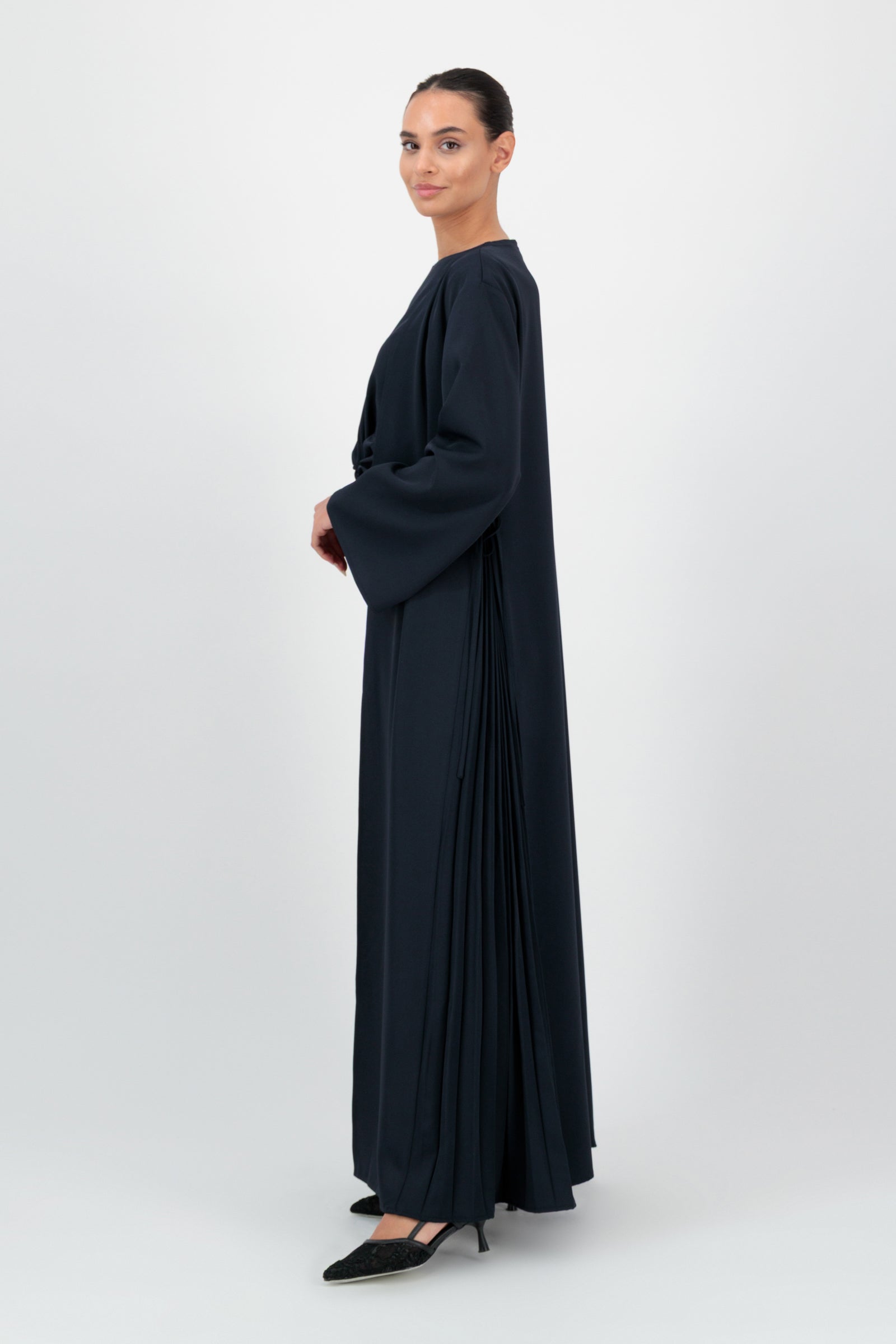 Pleated Detail Abaya - Layal