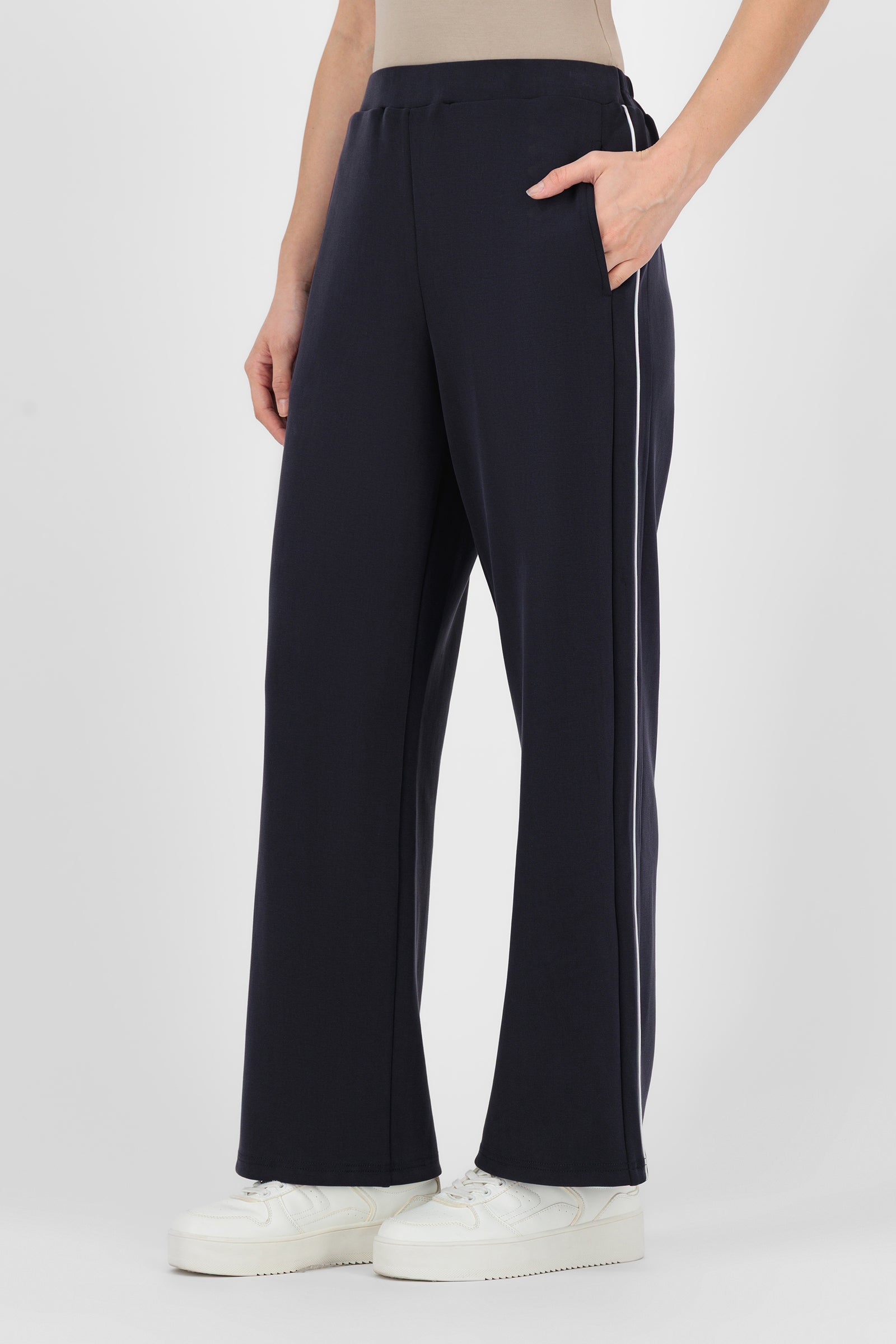 Alternate front pose of the Midnight Blue Buttery Straight Leg Jogger capturing the effortless fit and cozy texture that elevate simple jogger pants.