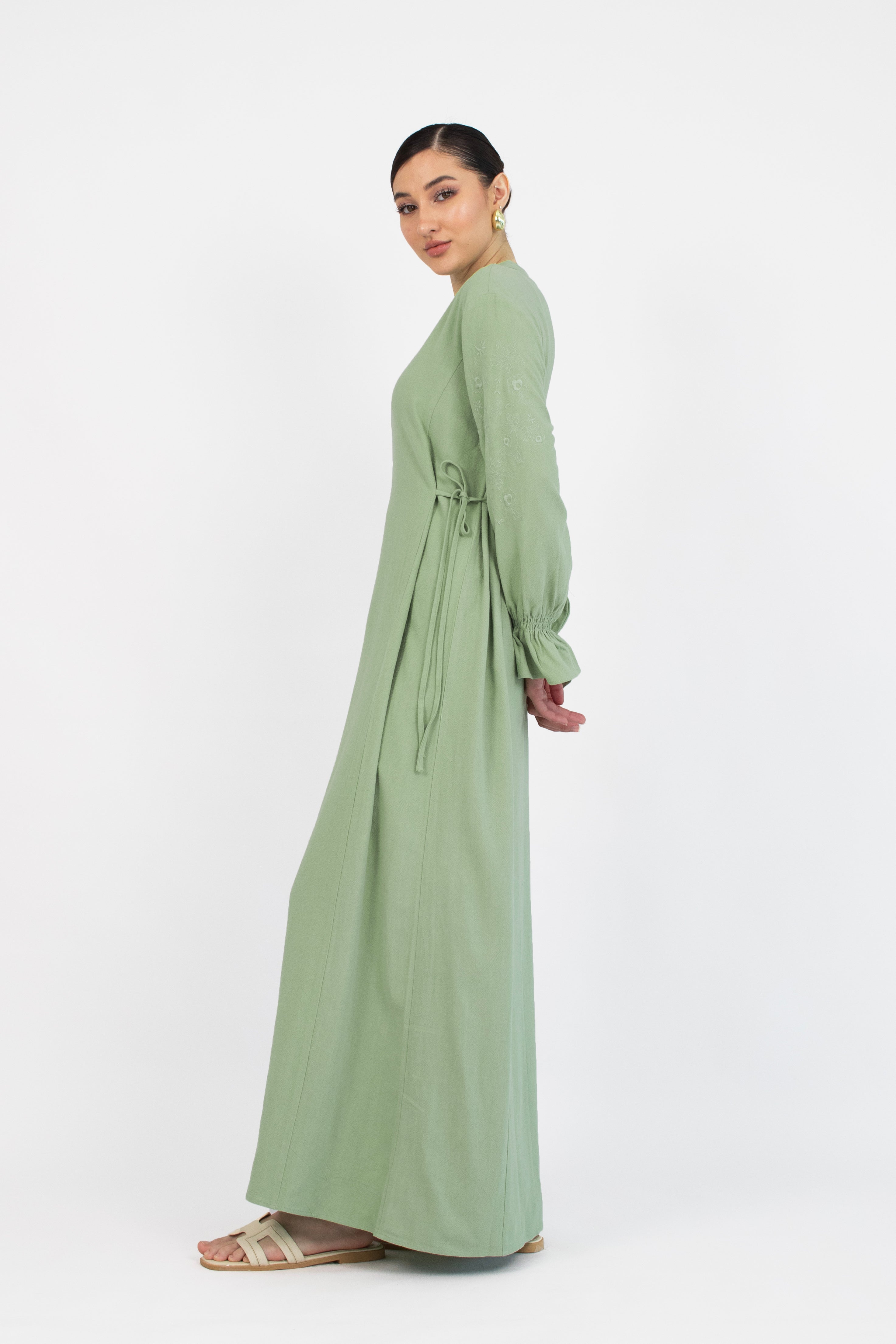 AE - Embroidered Sleeve Dress - Pistachio