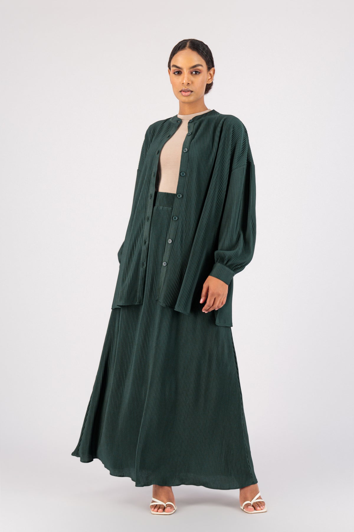 US - Pleated Flowy Skirt - Emerald