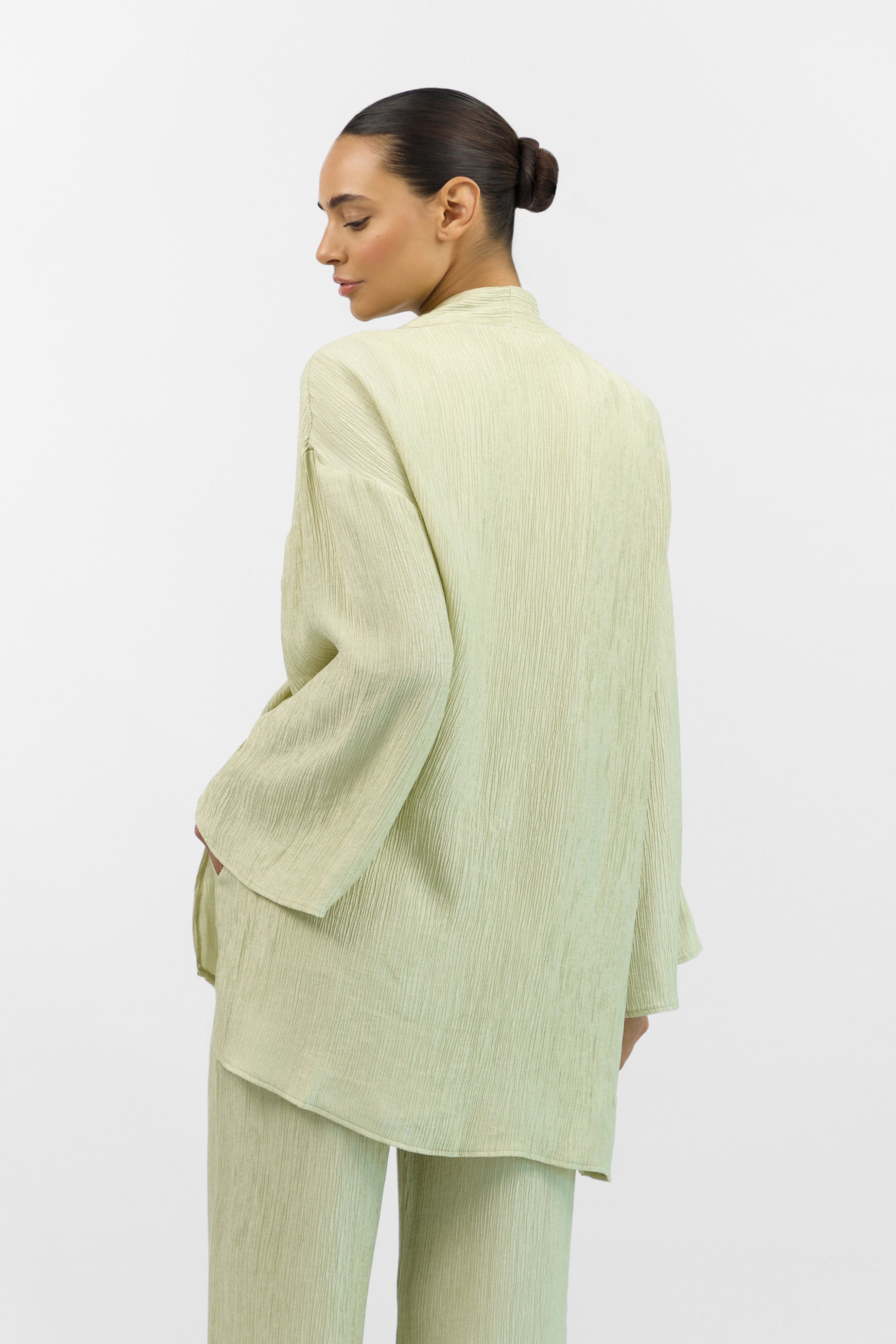 今 話題 の 人気 商品 Bow Green Icy - Cardigan Detail トップス